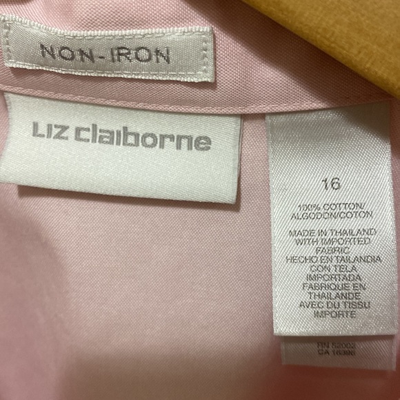 Liz Claiborne no iron ladies button up - pink - Picture 2 of 3
